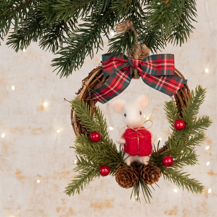 Felt Mouse in Little Wreath Hanging Decoration