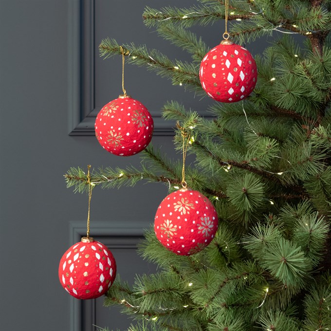 Tioncy Christmas Bell Ornaments - Large Rustic Metal Bells With Red Berry Decor (2-Pack, Gold)